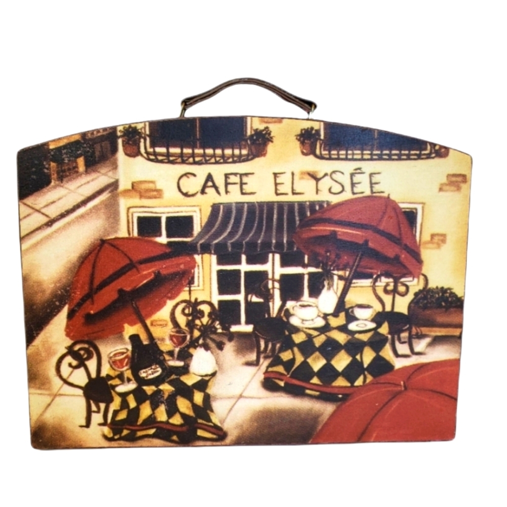 - - Vintage decorative box